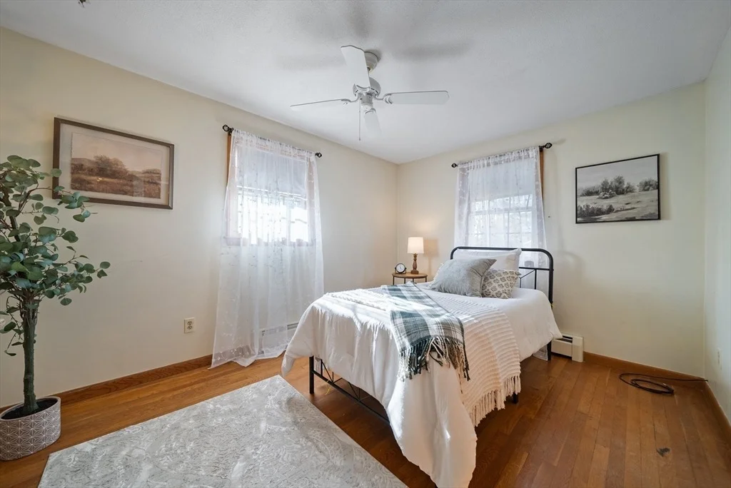 Photo of 321 Old Marsh Hill Road