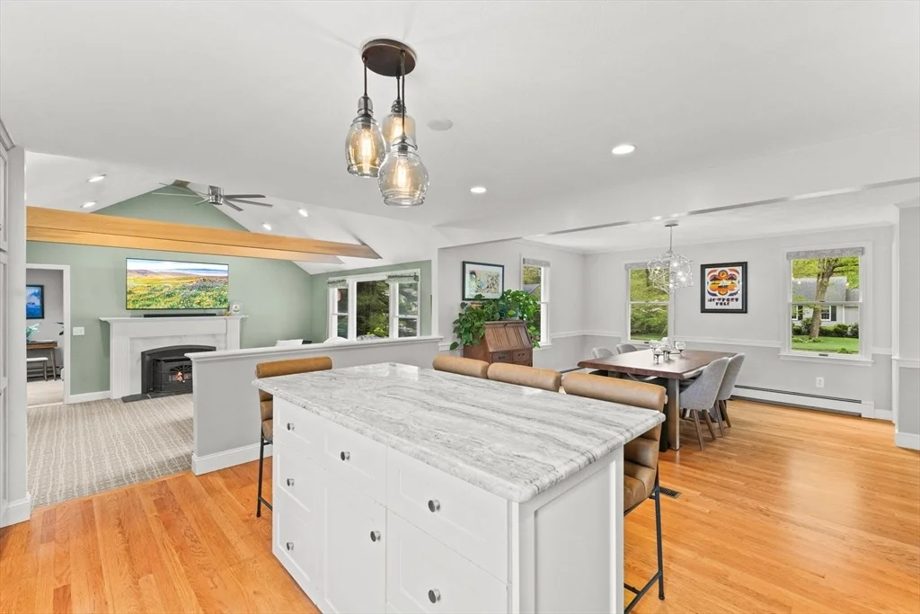 Photo of 80 Forest Dr