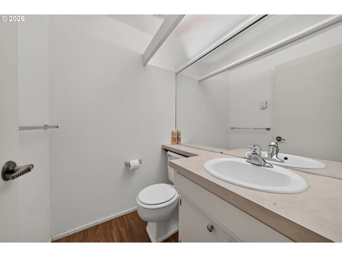 Photo of 20 BRAE BURN DR