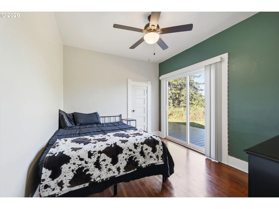 Photo of 32565 BOSTON MILL DR