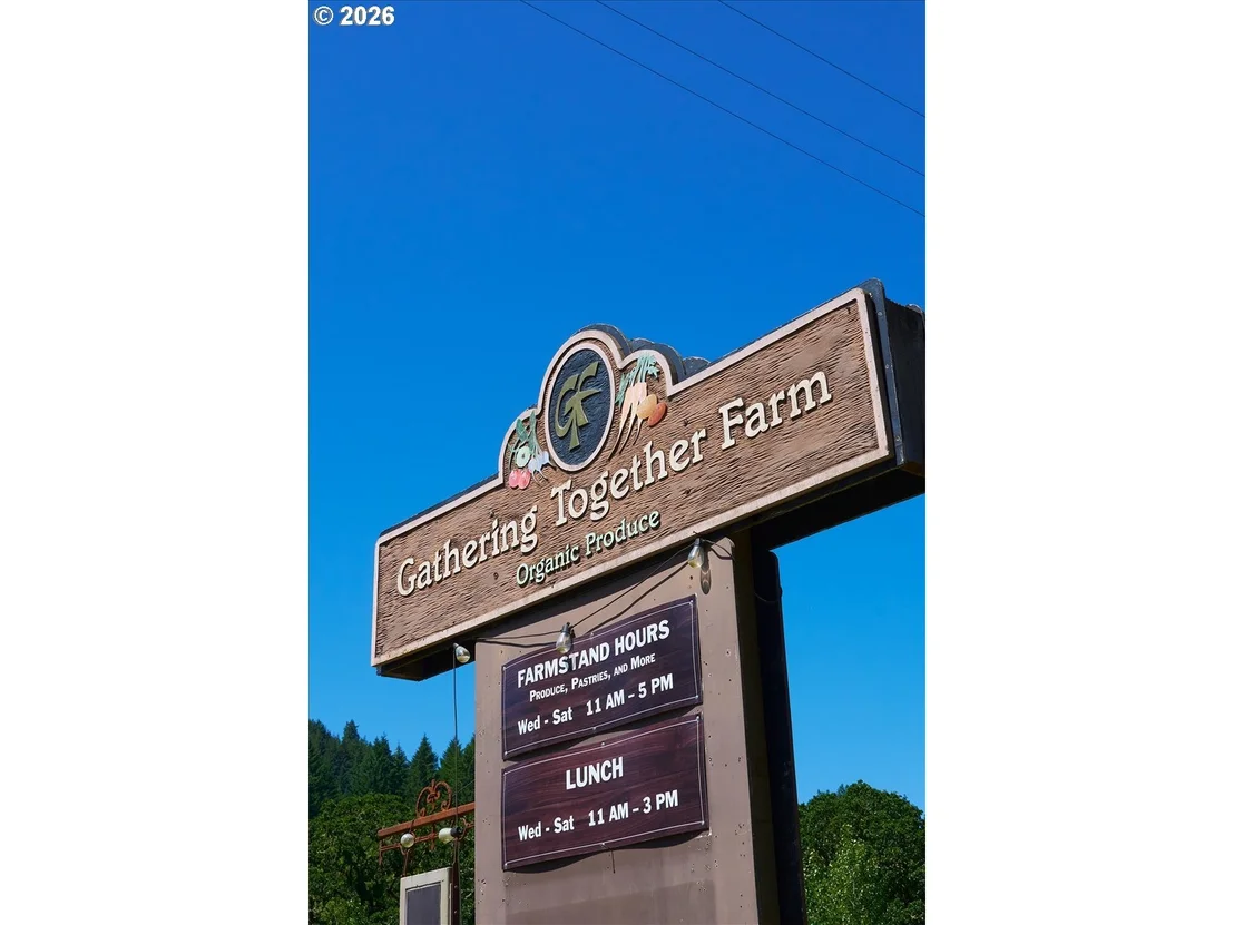 Photo of 25159 GRANGE HALL RD