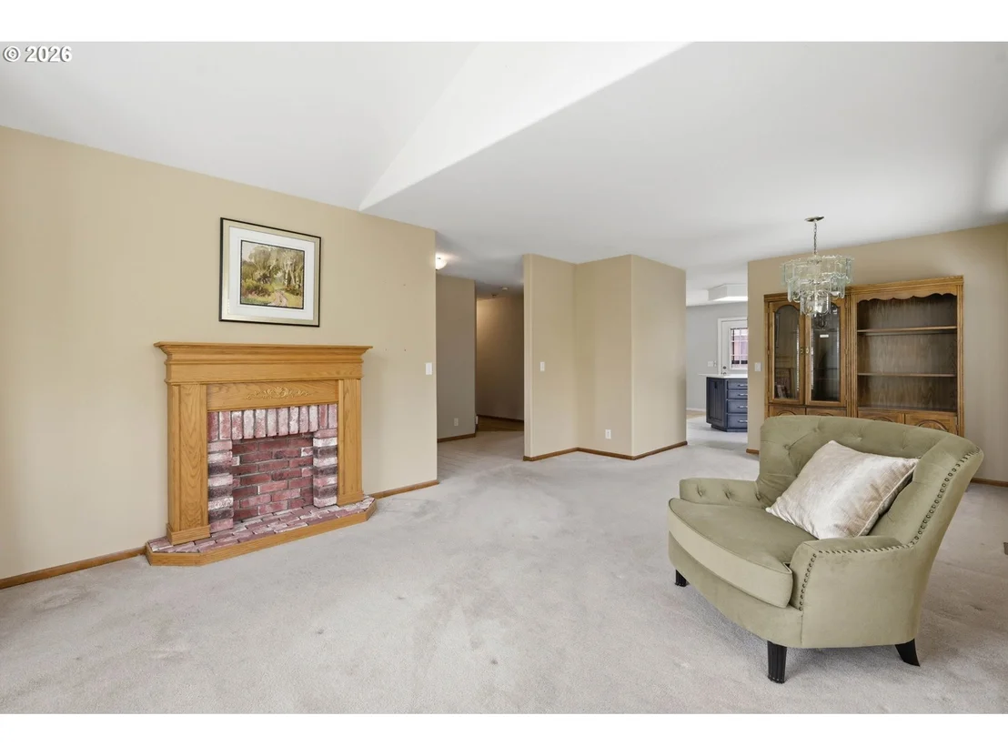Photo of 1140 MOLLY LN
