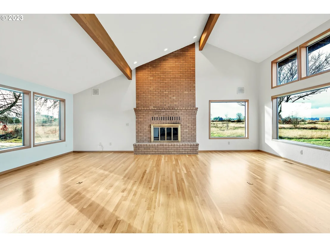 Photo of 27725 Royal
