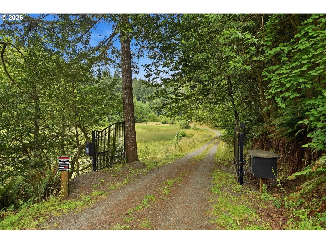 Photo of 61370 OLD WAGON RD