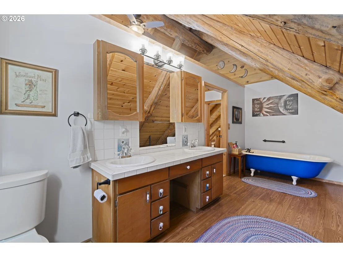Photo of 140643 KAMLOOP LN