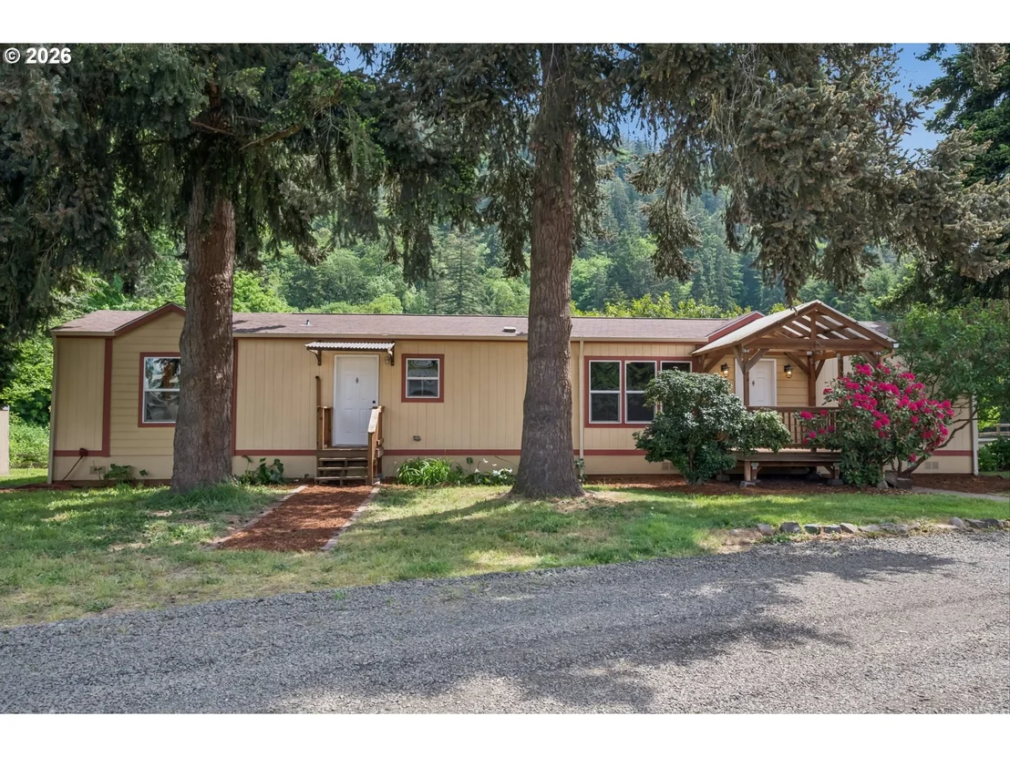 Photo of 33670 MCKENZIE VIEW DR