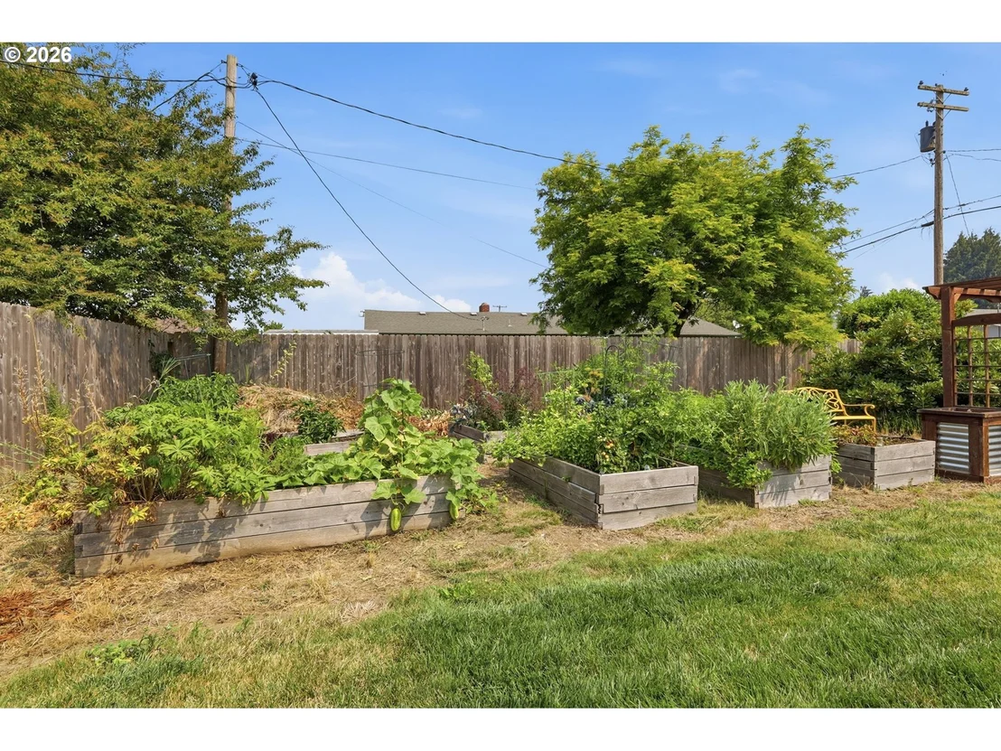 Photo of 3950 JASPER RD