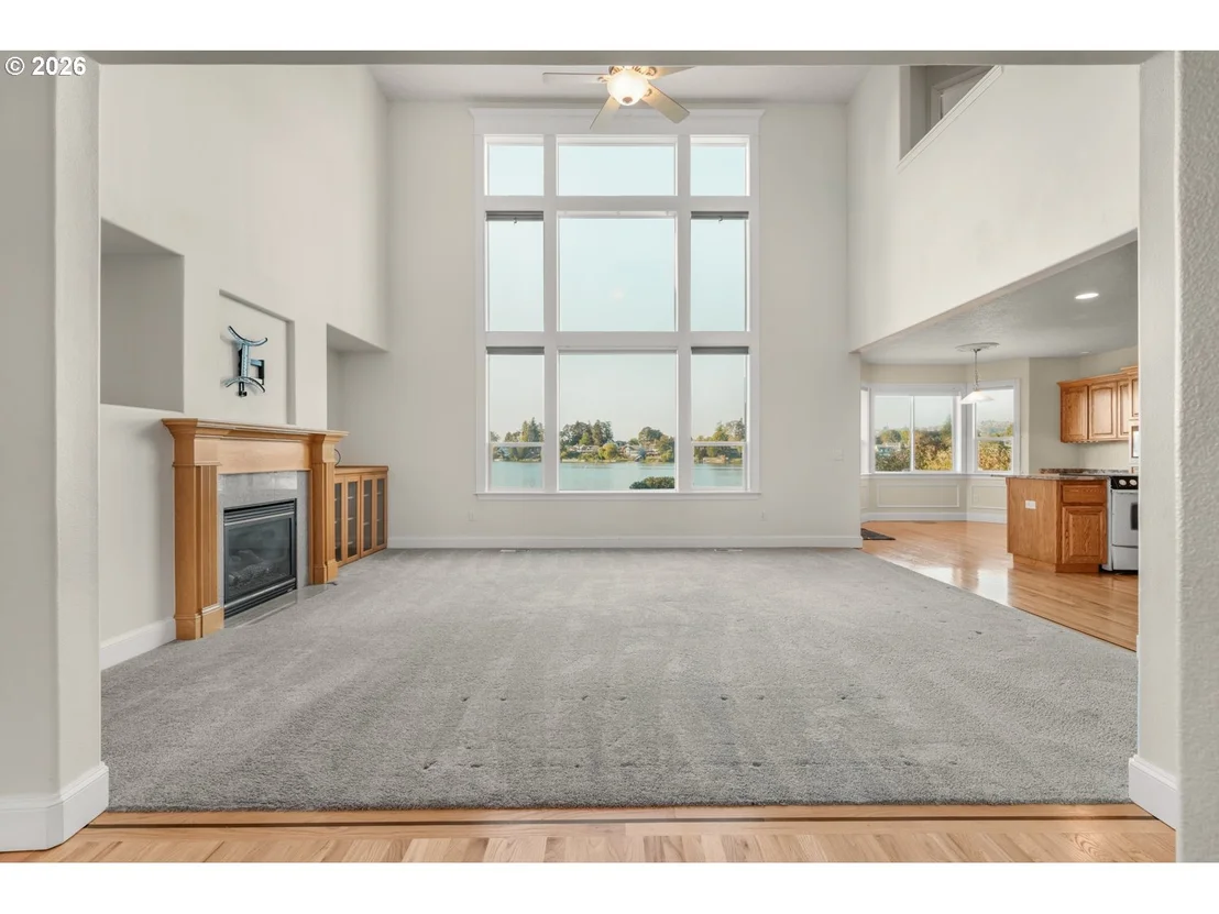 Photo of 21223 NE SHORE DR