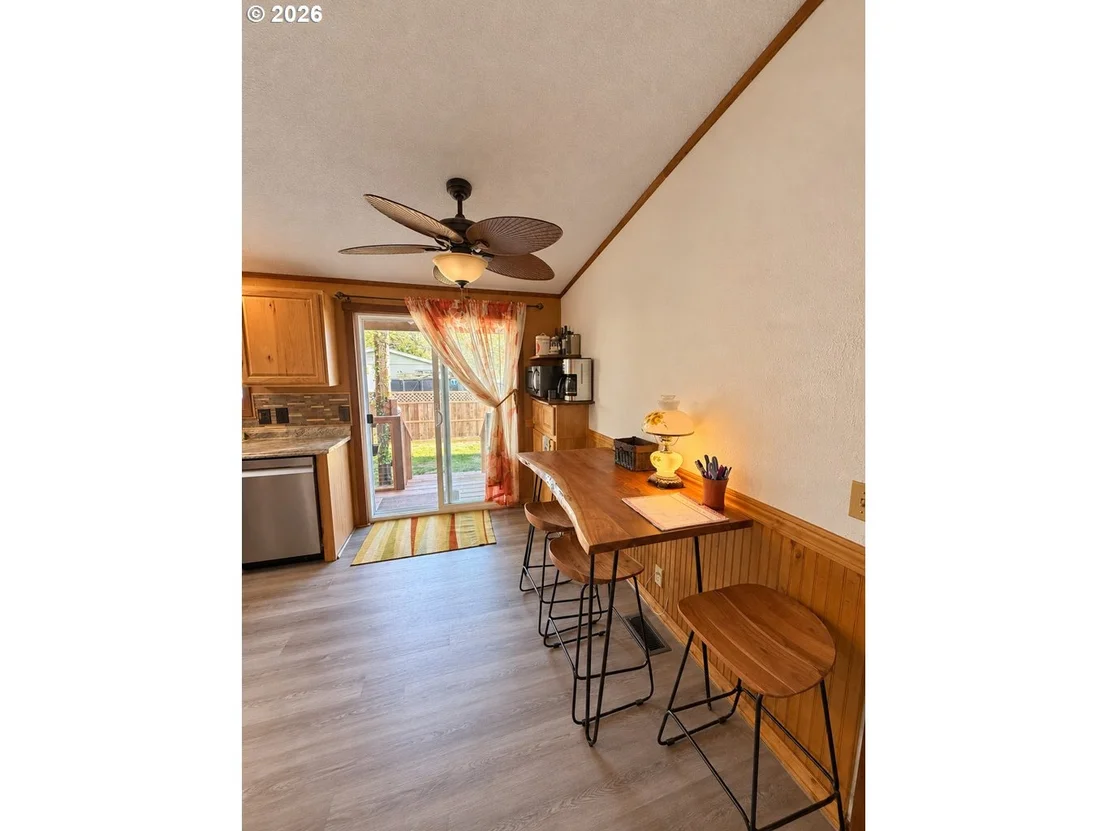 Photo of 450 TIARA ST