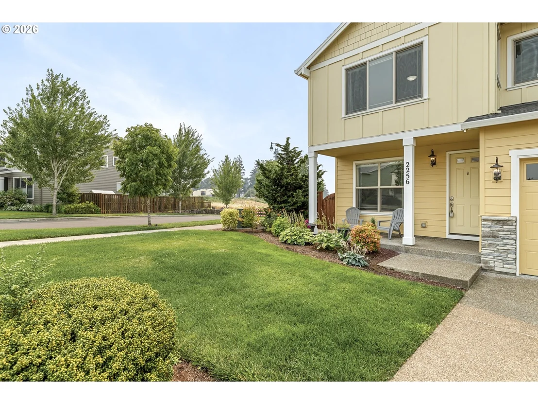 Photo of 2256 HEATHER WAY
