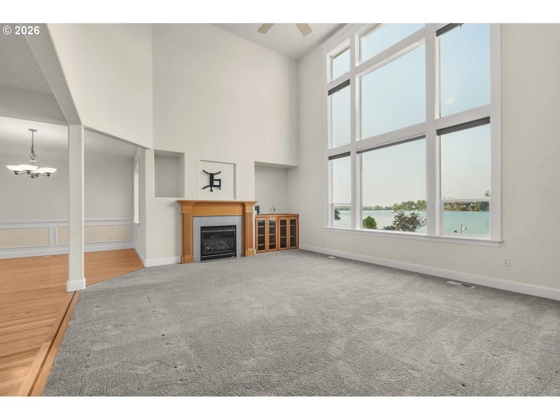 Photo of 21223 NE SHORE DR