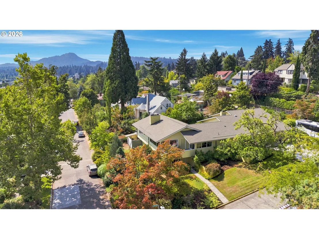 Photo of 60 W 22ND AVE
