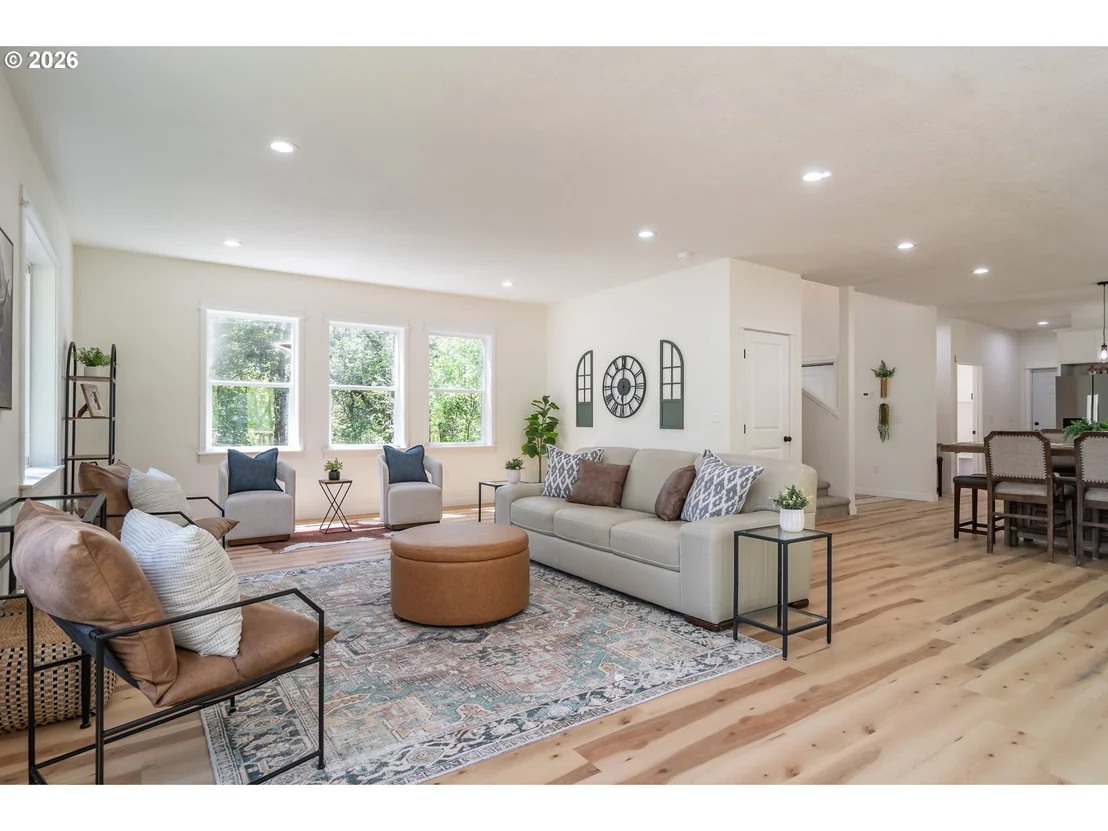 Photo of 492 TERRACE DR