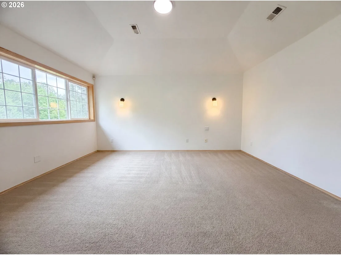 Photo of 14292 SE MEADOWS LN
