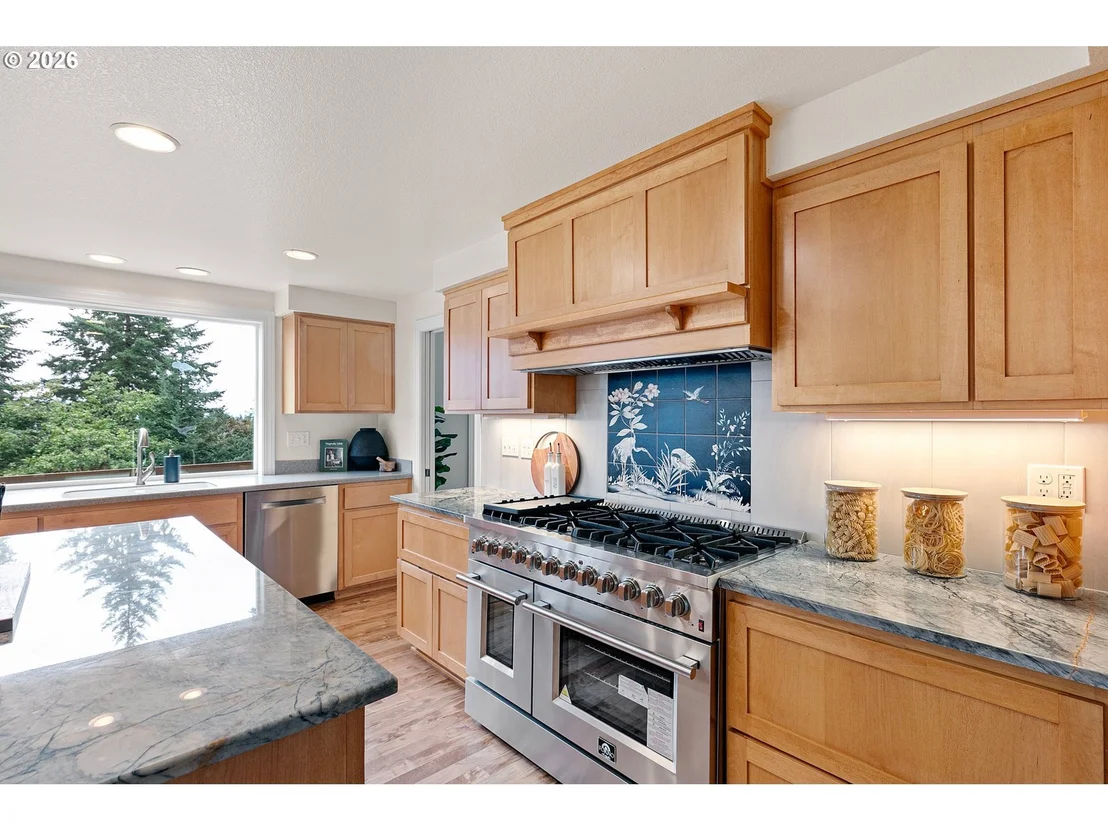 Photo of 3335 BENTLEY AVE