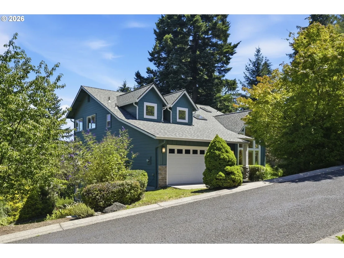 Photo of 3335 BENTLEY AVE