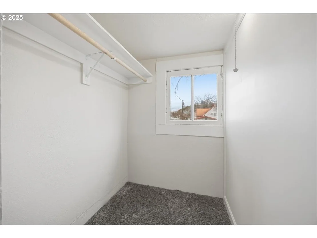 Photo of 606 SW 2ND ST