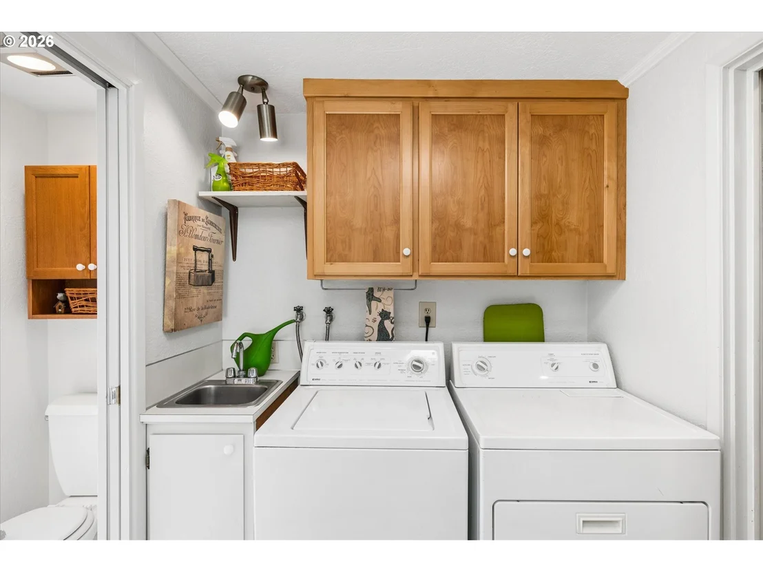 Photo of 190 W 36TH AVE