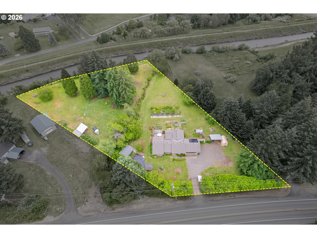 Photo of 44518 MCKENZIE HWY