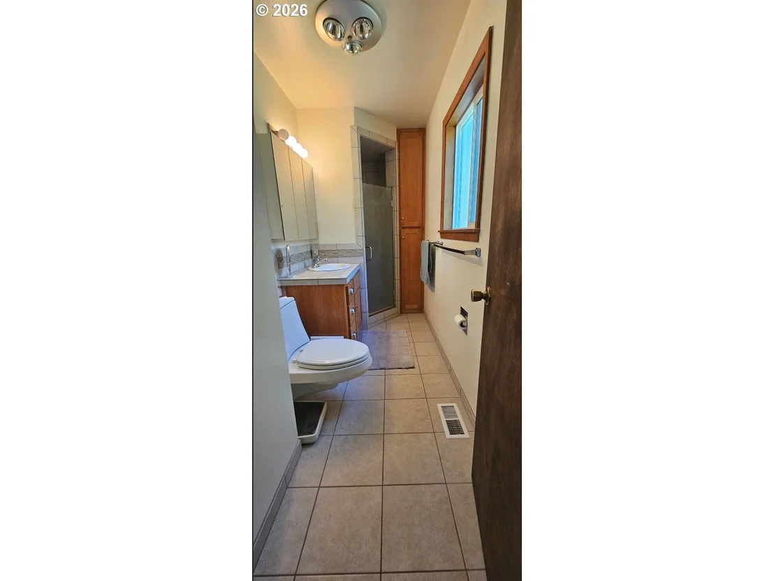 Photo of 801 COLONIAL RD
