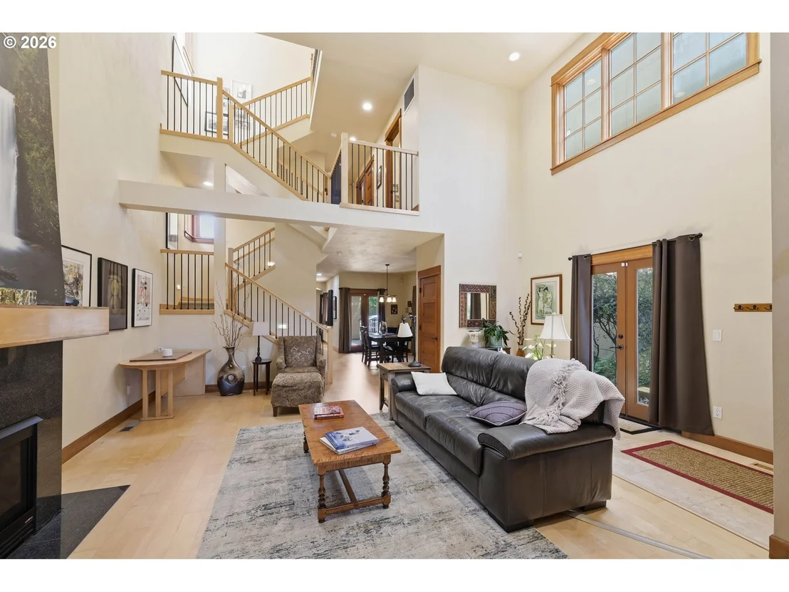 Photo of 2909 LORD BYRON PL