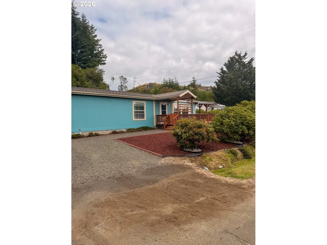 Photo of 600 TIARA ST