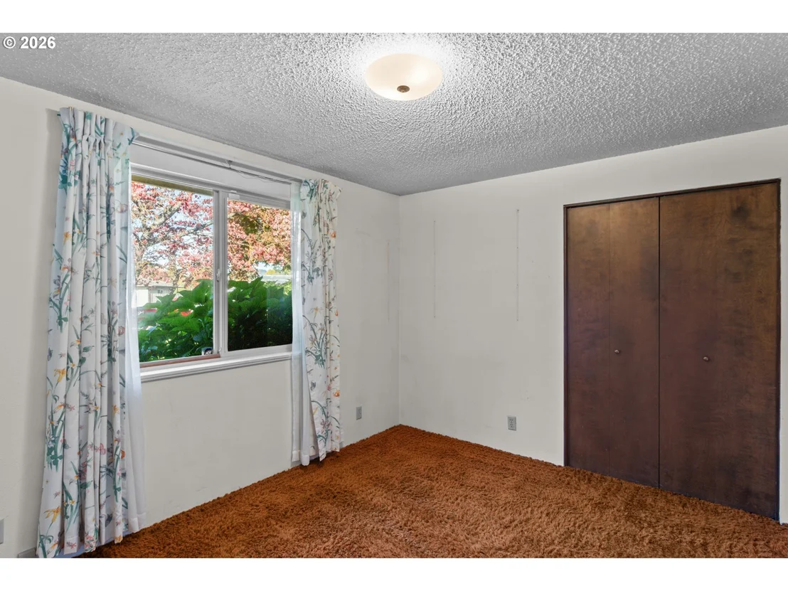 Photo of 475 PINEDALE AVE