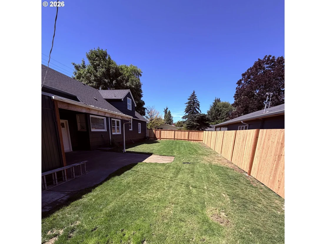 Photo of 775 HOWARD AVE