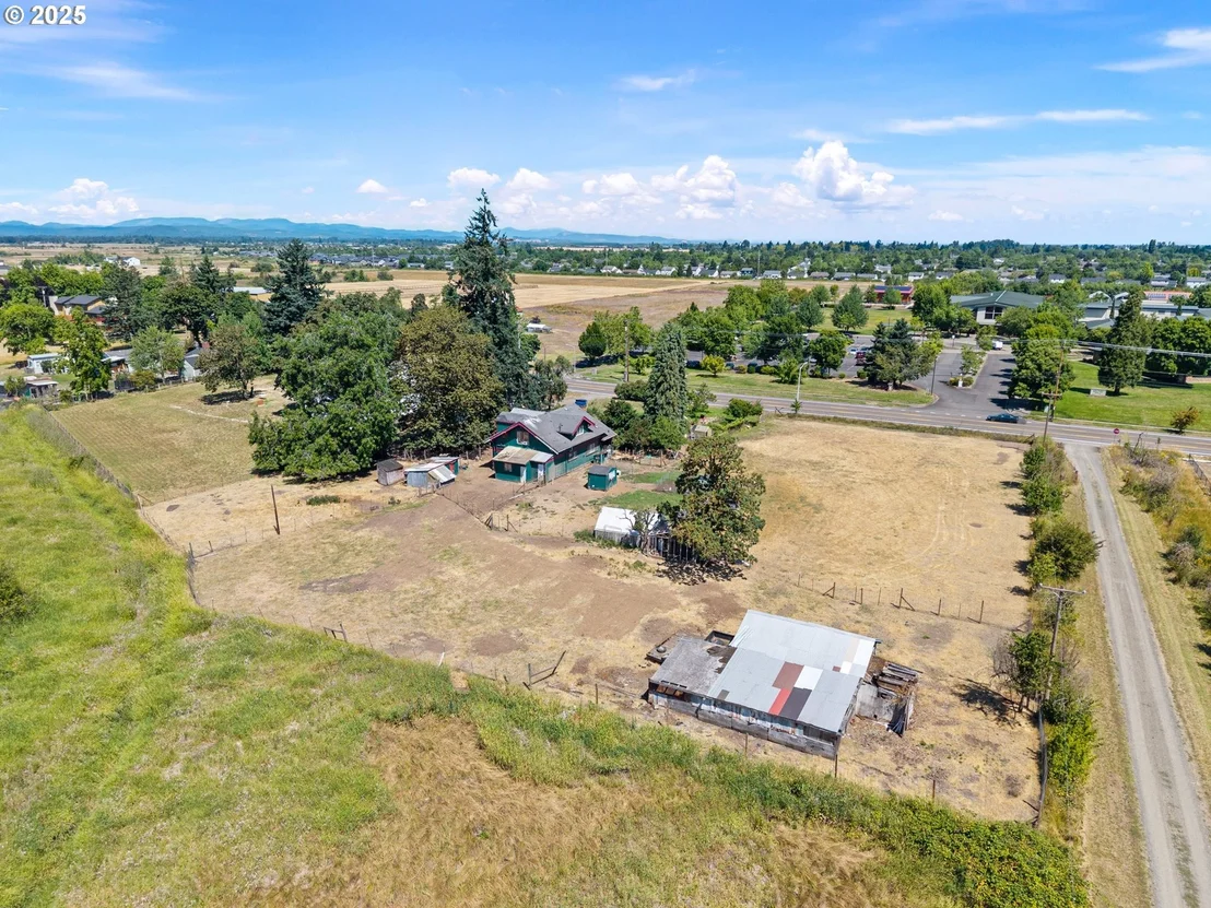 Photo of 5320 ROYAL AVE