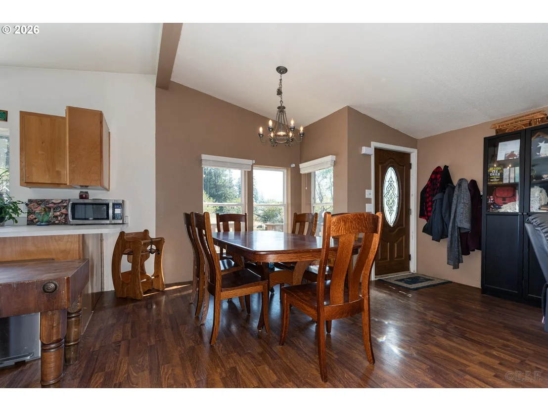 Photo of 76654 HEATH RD