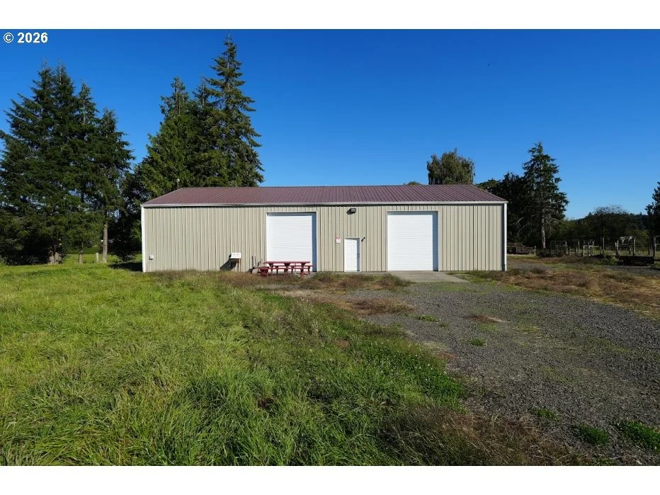 Photo of 43594 GERTTULA LN