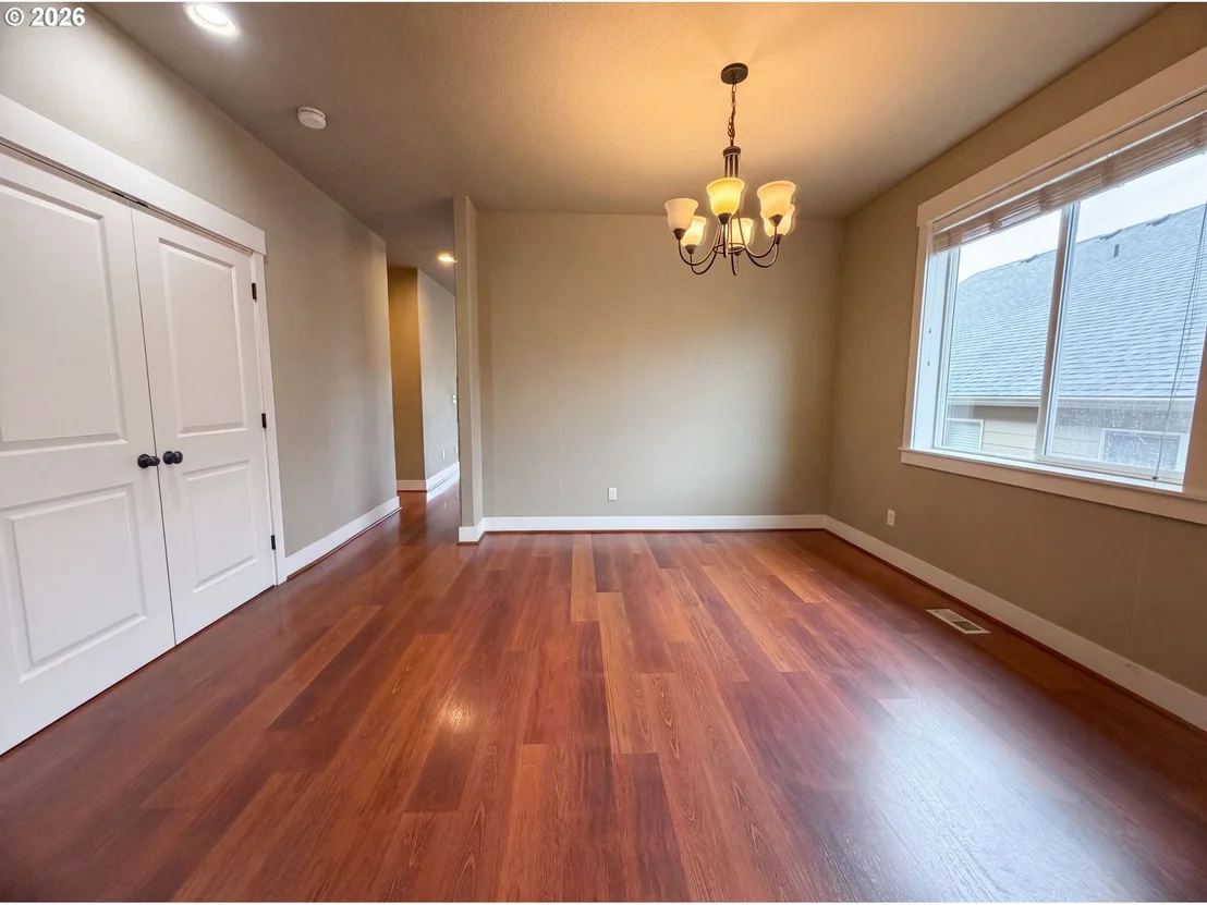 Photo of 39570 WALL ST