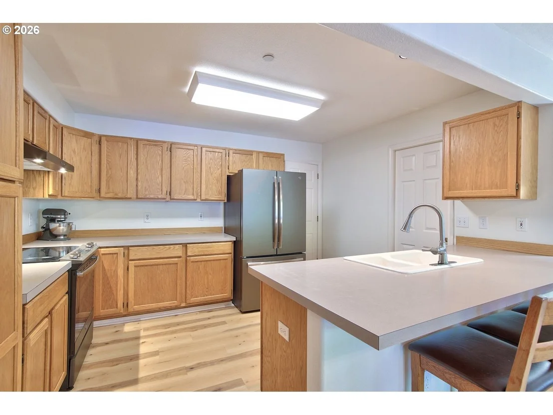Photo of 469 HARRIS LN
