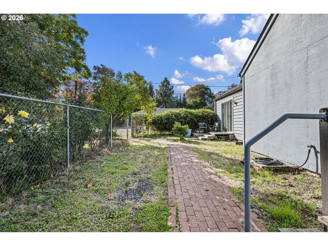 Photo of 55 FEDERAL LN