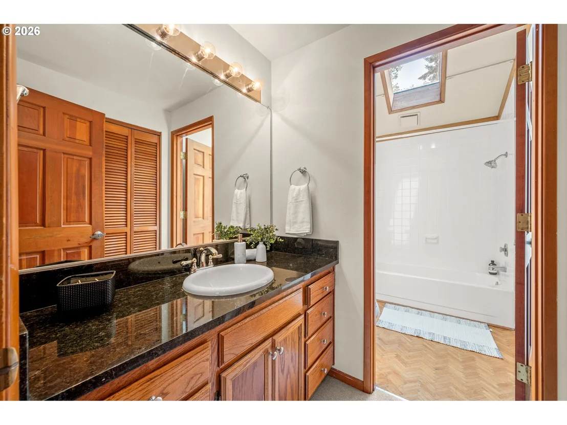 Photo of 3965 SPRING BLVD