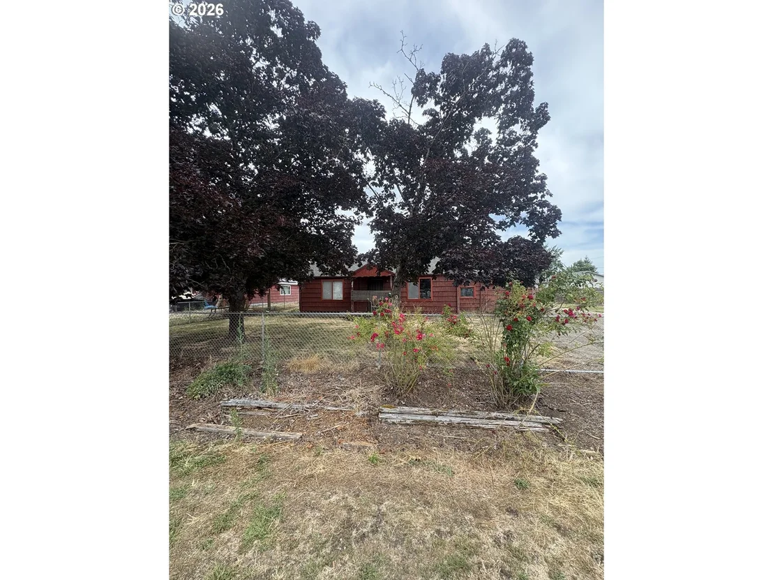 Photo of 1235 JAY ST