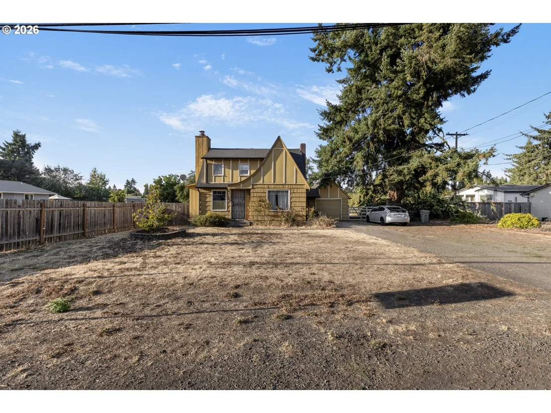 Photo of 185 FERNDALE DR