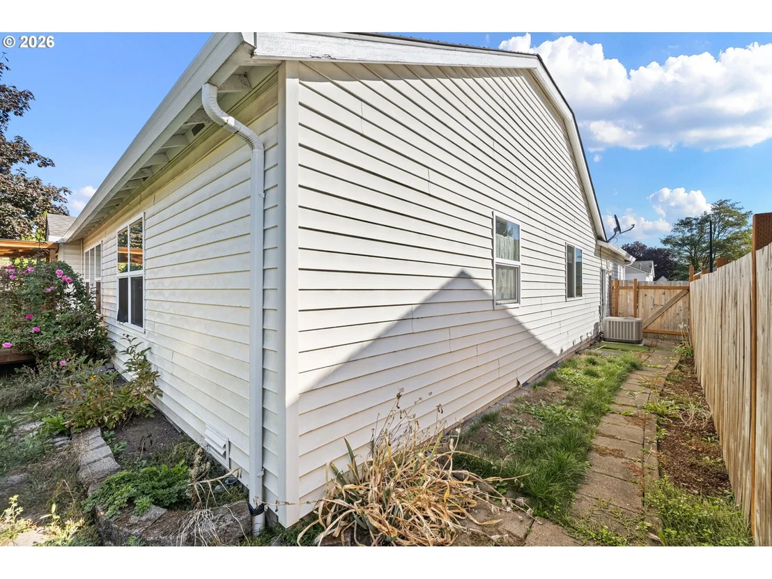 Photo of 1230 Rupp ST