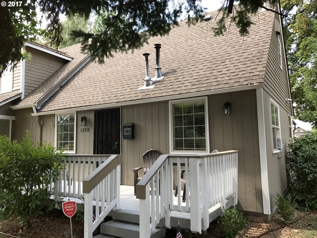 Photo of 1352 MILL ST