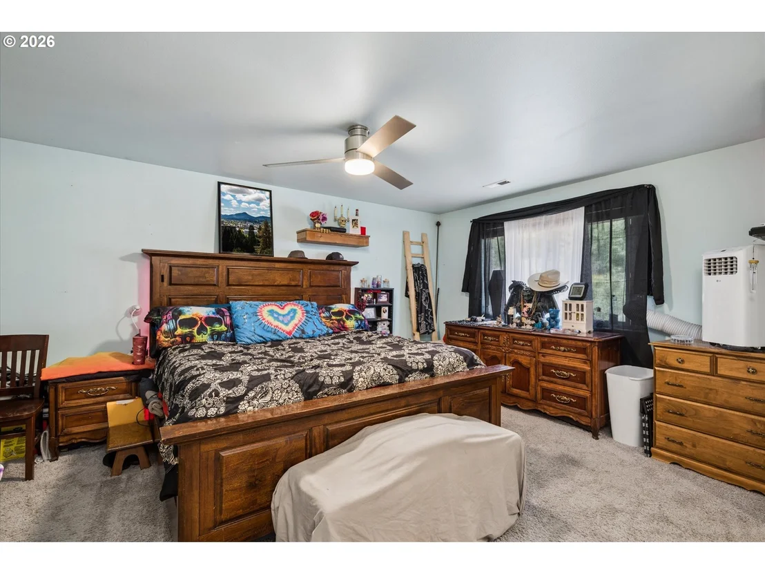Photo of 995 KINTZLEY AVE