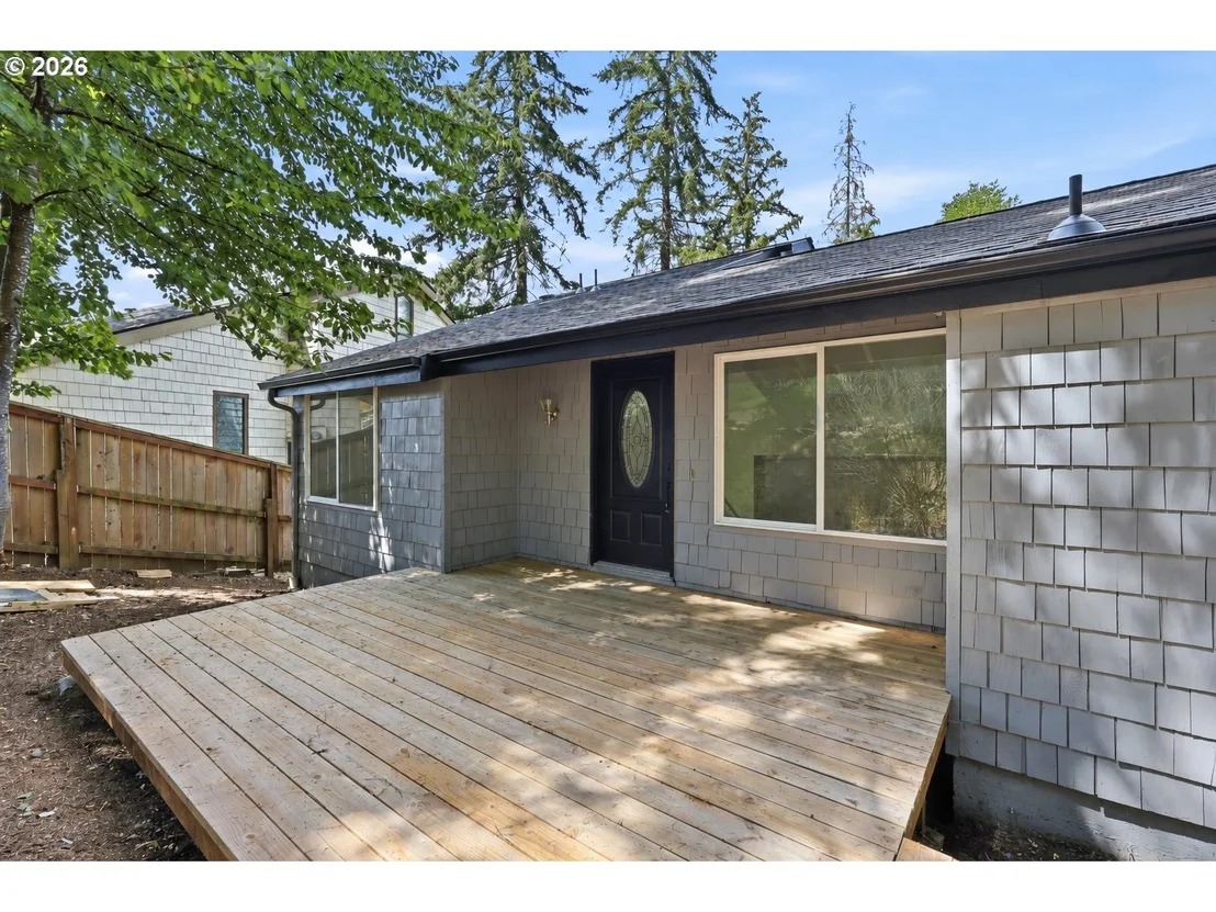 Photo of 7048 GLACIER DR