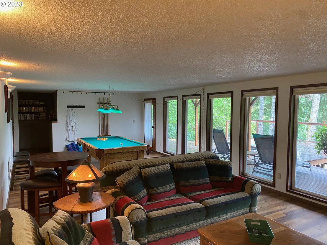 Photo of 18156 HIGHWAY 36