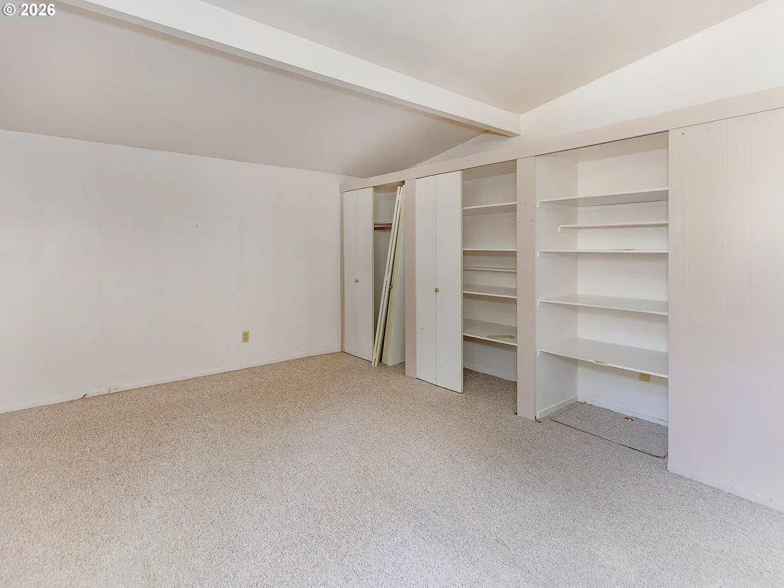 Photo of 19922 WHITE CLOUD CIR