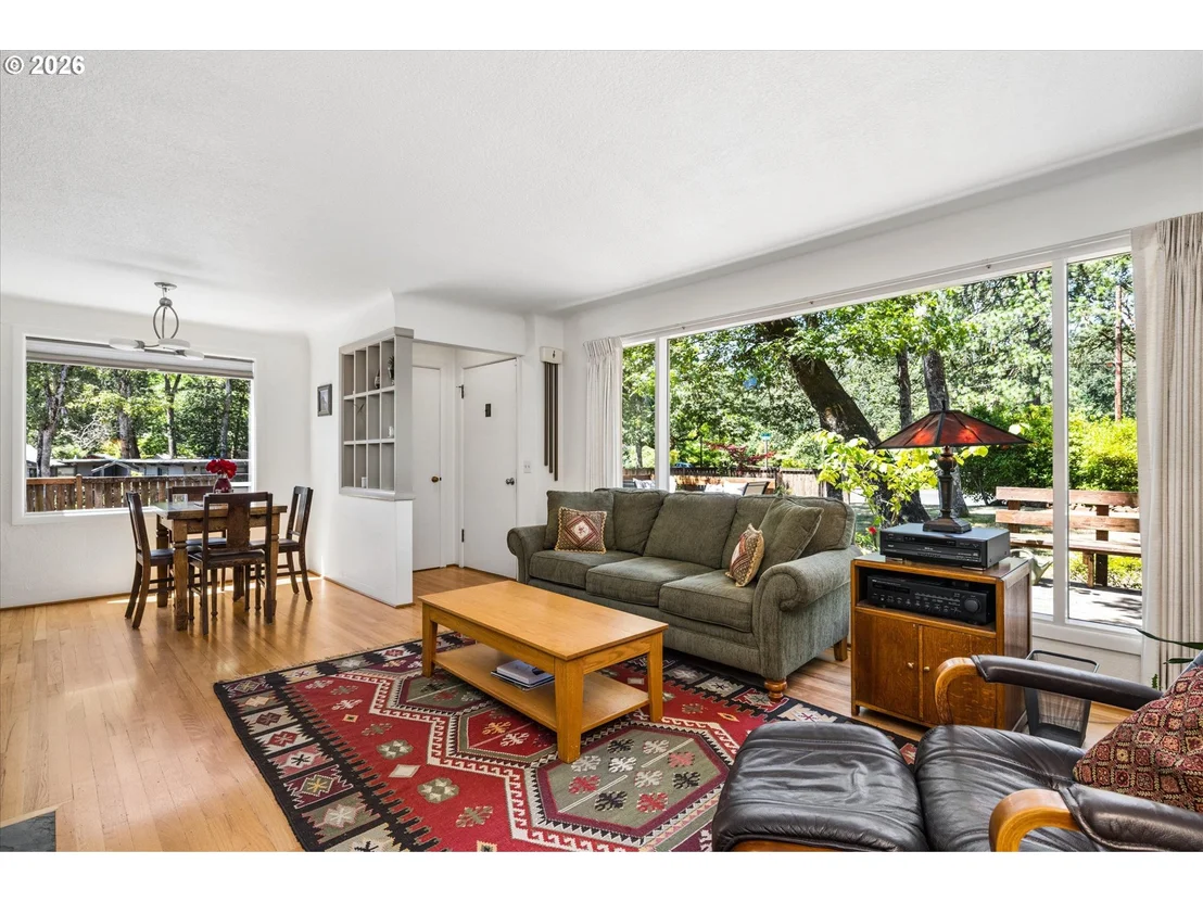Photo of 190 W 36TH AVE