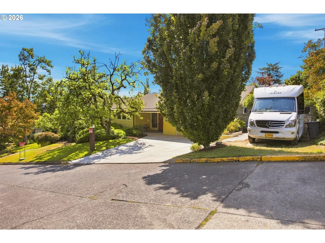 Photo of 60 W 22ND AVE
