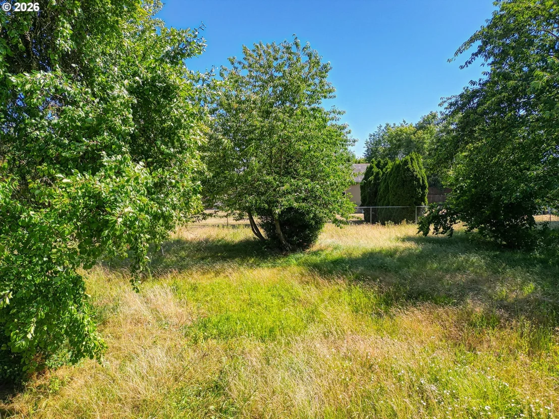Photo of 2093 W IRWIN WAY