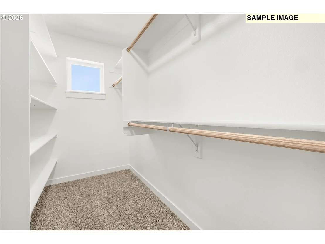 Photo of 137 NW MAWRCREST AVE