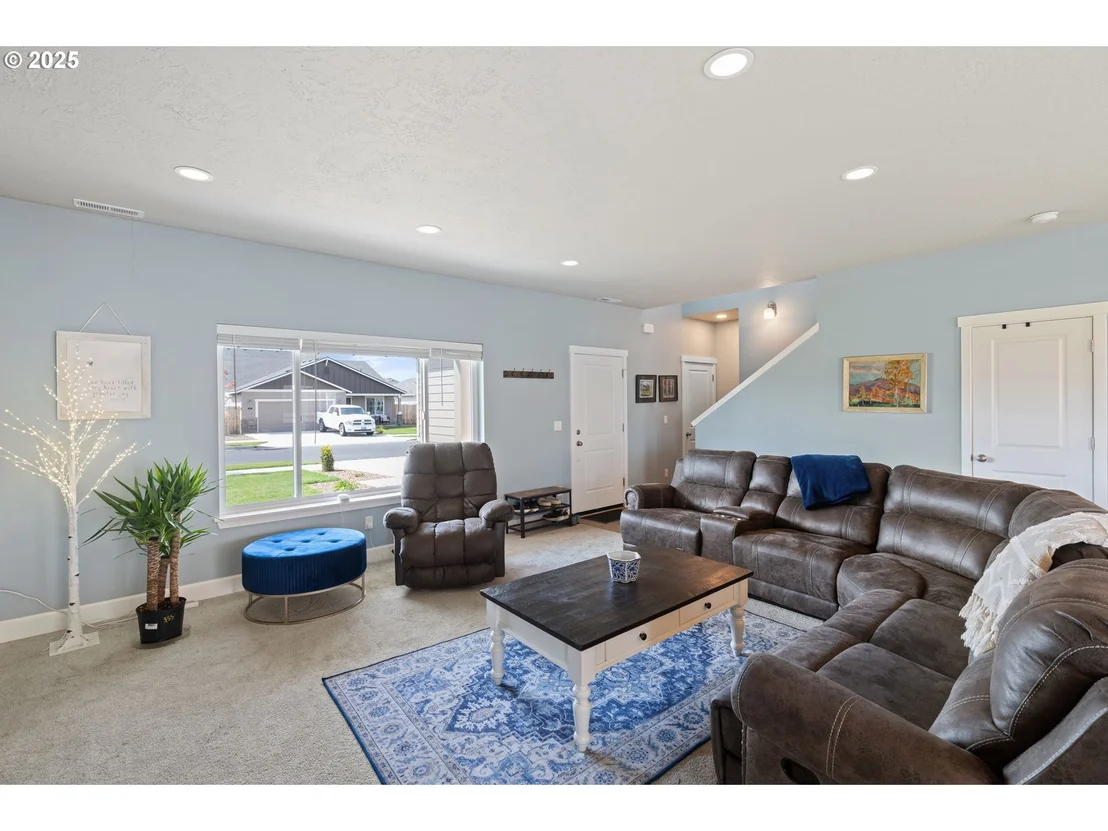 Photo of 280 NW DOUBLE EAGLE AVE