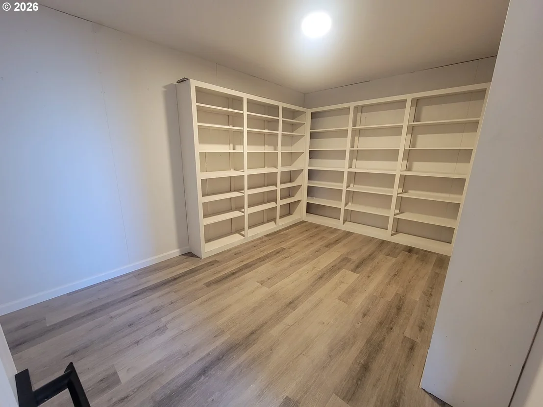 Photo of 2460 W 21ST AVE