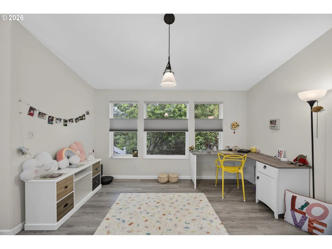 Photo of 438 SHERWOOD LOOP